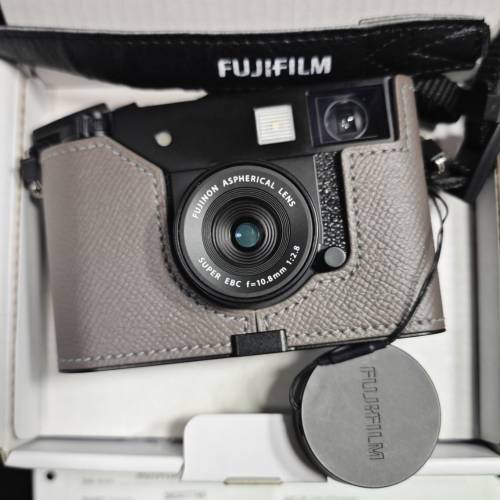 99%new 富士 Fujifilm X half 數碼相機連皮套