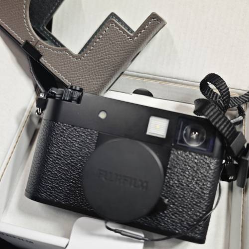 99%new 富士 Fujifilm X half 數碼相機連皮套