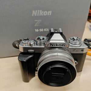 Nikon zfc 16-50kit set行貨有單 連手柄，快門數11xx