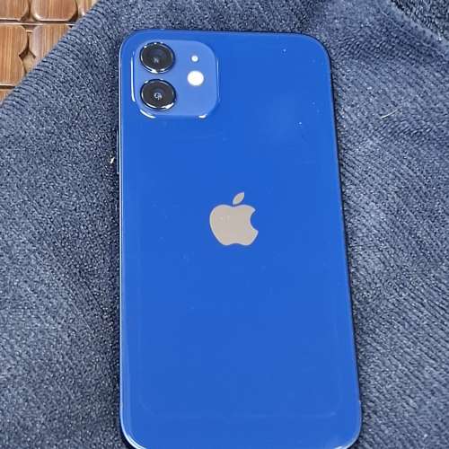 Apple iphone 12 128gb 藍色香港行貨有單有盒95新。