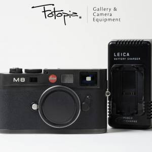 || Leica M8 - Black with charger (shutter count ~33,600) ||