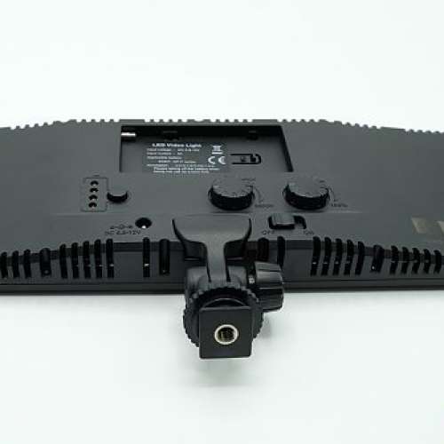 Manda Vpad150 LED Light 薄身輕巧 15W LED