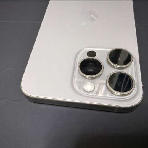 港行iphone 15 pro max 256gb 原色