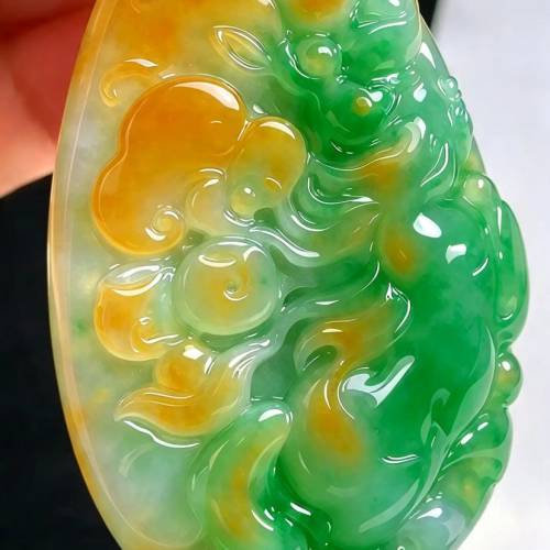 翡翠花件
