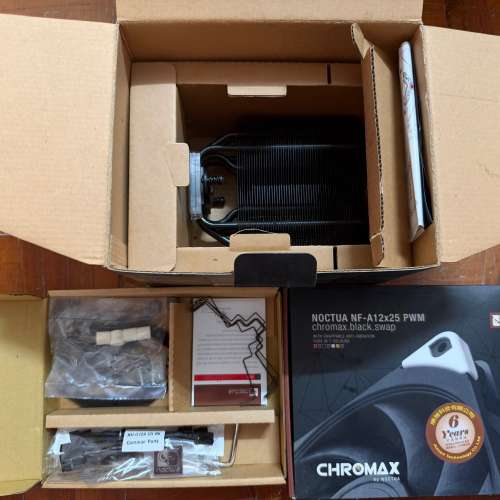 Noctua NH-U12A chromax.black貓頭鷹多導管風冷散熱器+ Noctua 貓頭鷹 NF-A12x25 PW...