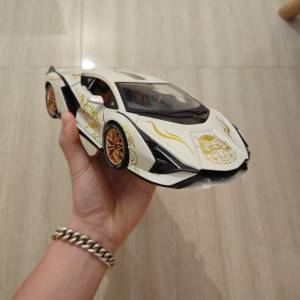 Lamborghini車模1比18