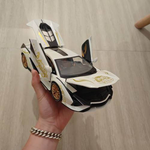 Lamborghini車模1比18