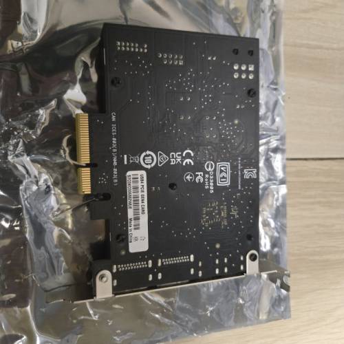 ASUS USB4 PCIe Gen4 擴充卡