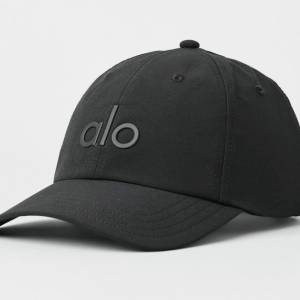 alo Performance Off-Duty Cap