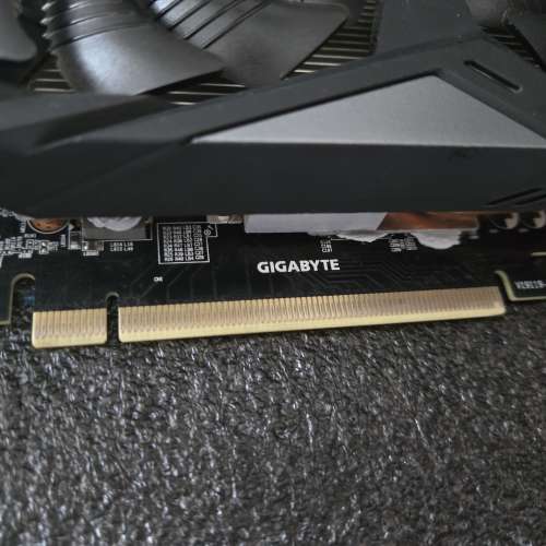 (可議)CMP 30HX (等於 GTX1660 Super)