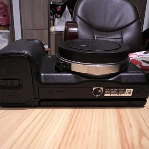 收藏品，Sony NEX-6 無反相機機身， 95%以上新。