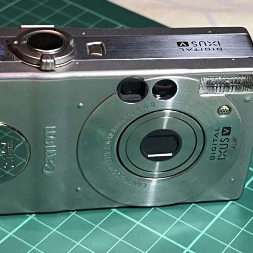 絕對珍藏，絕對收藏品。不鏽鋼金屬外殼。Canon Digital IXUS V 復古 CCD 數碼相機