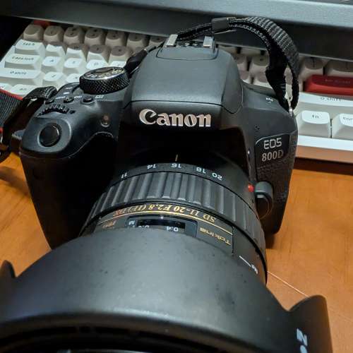 9成新 Canon eos800d 連Tokina AT-X 11-20mm f/2.8 PRO DX + 18-55mm kit鏡 (可議)