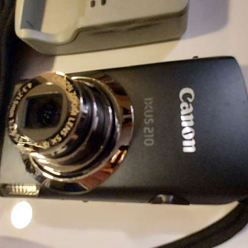 canon ixus 210