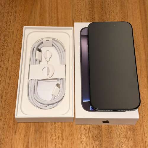 iPhone 16 Pro 512GB (Black Titanium 黑鈦金屬色) 少用，接近新嘅一樣