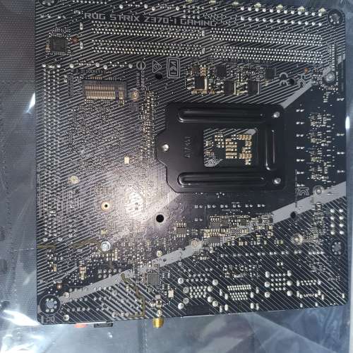 I7 8700k + z370i asus