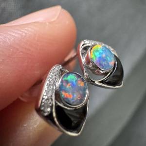 18k金歐泊 Opal 鑽石耳釘