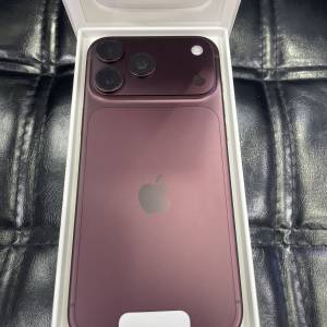 全新 iPhone 18 Pro Max 2TB 酒紅色 香港行貨 蘋果保養到2027年9月17日 電池100% 自...