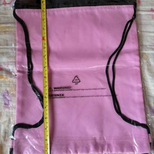 Hello Kitty 心形氣球索繩袋. Hello Kitty Heart-Shaped Balloon Drawstring Bag