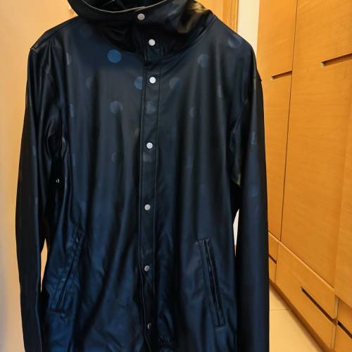 Herschel Supply Co. Classic Rain Jacket / Parka 防水防風連帽雨衣外套Polka Dot...