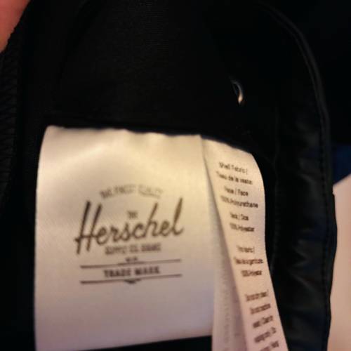 Herschel Supply Co. Classic Rain Jacket / Parka 防水防風連帽雨衣外套Polka Dot...