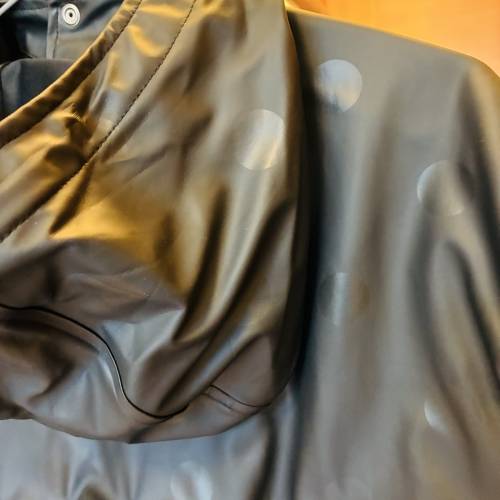 Herschel Supply Co. Classic Rain Jacket / Parka 防水防風連帽雨衣外套Polka Dot...
