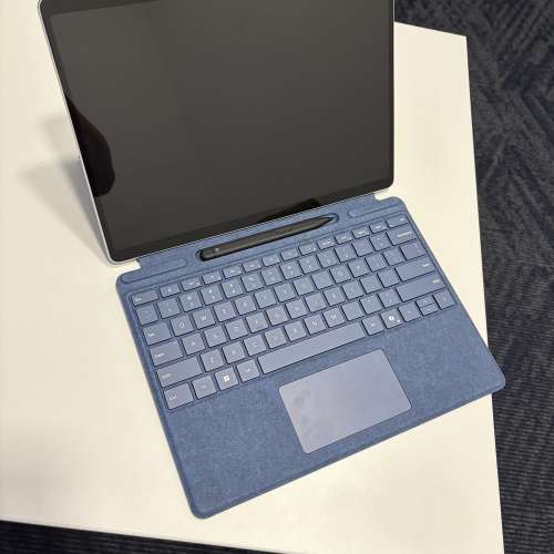 Surface Pro 13 第12版 Snapdragon X2 16/512 白金 行貨 連鍵盤 Slim Pen 豐澤8月購