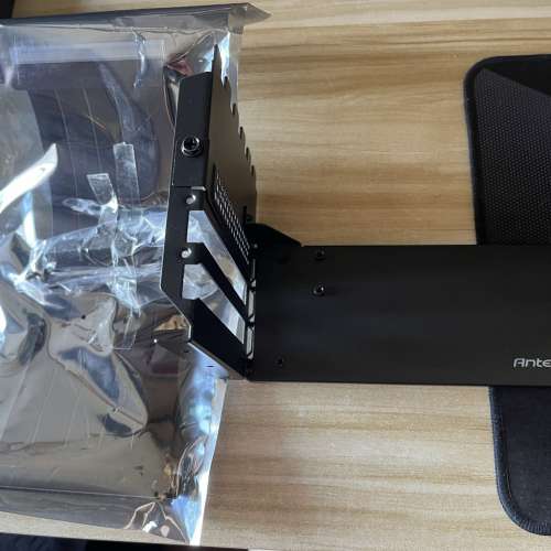 Antec 顯卡直立架 全新未用 行貨有盒