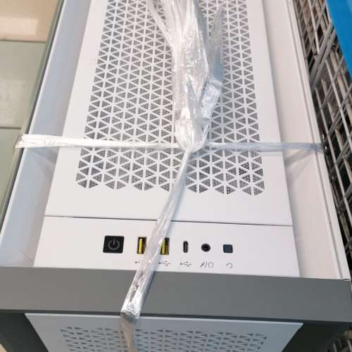 Corsair ATX玻璃則板機箱送水冷