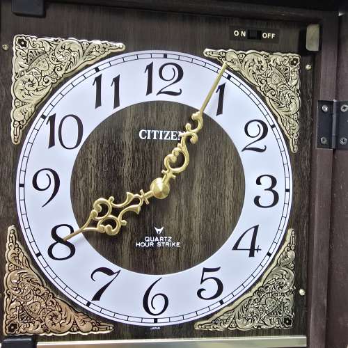 * 星晨 * Citizen * 日本 * 仿古掛牆鐘 *