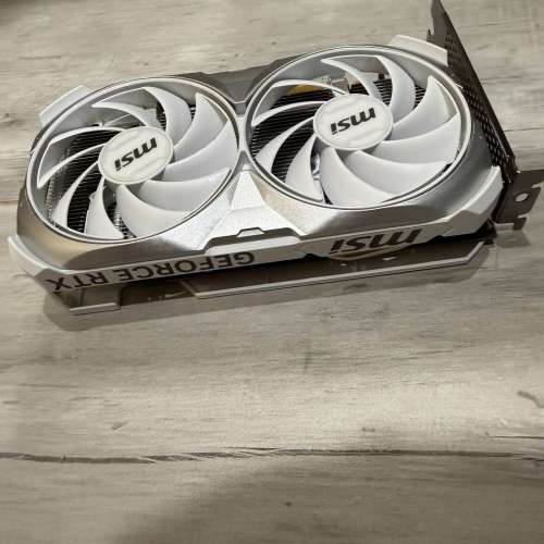 GeForce RTX&trade; 4060 VENTUS 2X WHITE 8G OC VTS