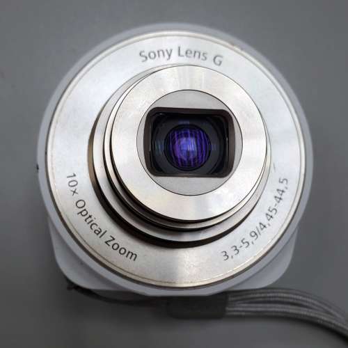 Sony Cyber-shot DSC-QX10