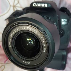 Canon EOS 700D body + BG-E8 grip  + EF-S 18-55mm f/3.5-5.6 IS STM lens