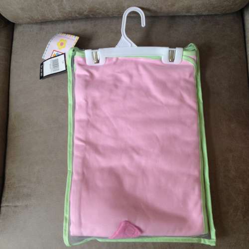 Hooded Towel Gift Set for Newborns PINK NEW 全新嬰兒毛巾套裝 HK$38/set