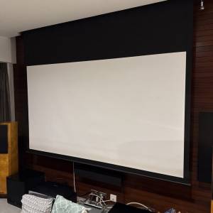 OS Pure Mat 100&rdquo;電動投影幕日本製