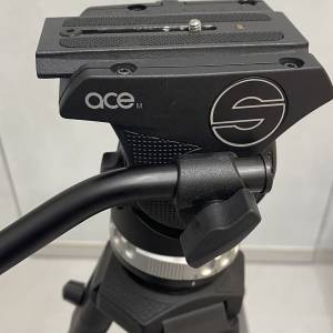 Sachtler Ace M 影片攝錄三腳架