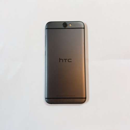 HTC A9 	智能手機