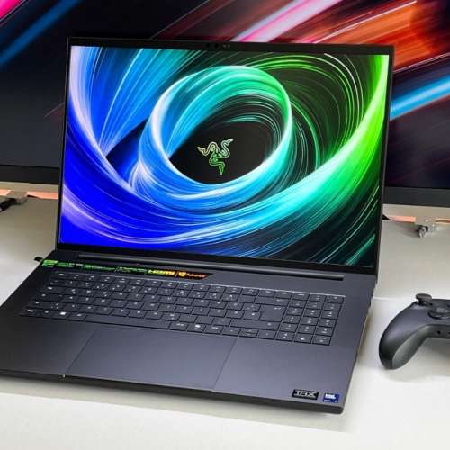 Razer Blade 18 (2025) Ultra 9 275HX, RTX 5070 Ti