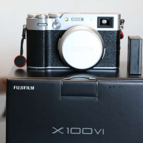 Fujifilm X100VI 銀色 行貨有保