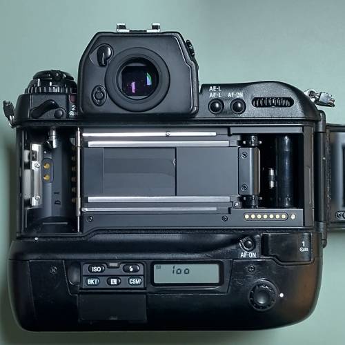 Nikon F5
