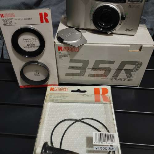少有 Ricoh 理光 MF-1 35R DATE，35毫米菲林相機連原廠遮光罩，擴充接環，快門繩，...
