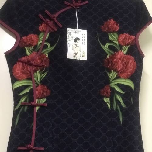 黑色紅花旗袍
