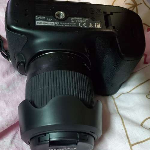 Canon EOS 70D body + EF-S 18-55mm f/3.5-5.6 IS STM lens