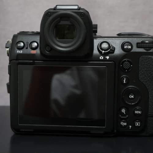 Nikon z8