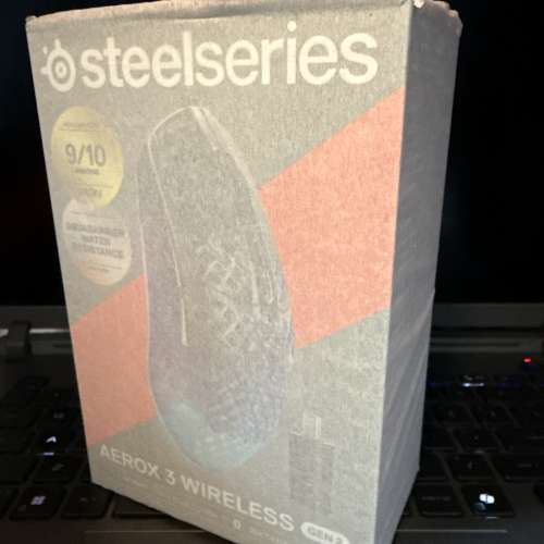 Steelseries Aerox 3 wireless 電競 mouse
