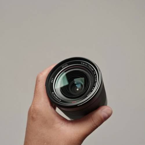 sony zeiss 24-70
