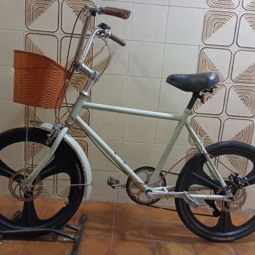 22 吋 湖水藍單車