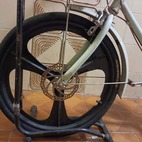 22 吋 湖水藍單車