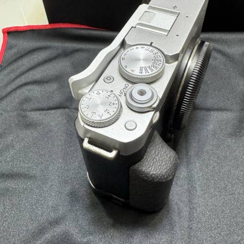 Fujifilm X-E4 淨機身