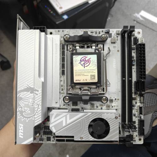 微星 MSI MPG B850I EDGE TI WIFI